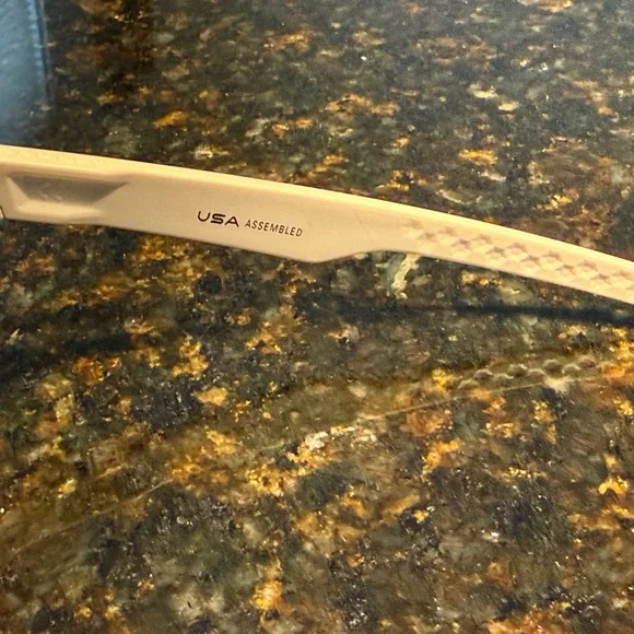 Oakley TargetLine:  Matte White Ruby Prism Lenes - Picture 4 of 8